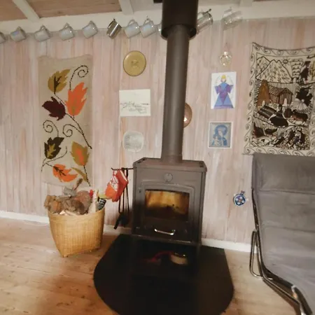 Four Bedroom Holiday In Сasa de vacaciones Grenå
