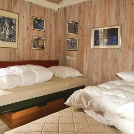 Сasa de vacaciones Four Bedroom Holiday In Grenå