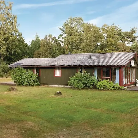 Сasa de vacaciones Four Bedroom Holiday In
