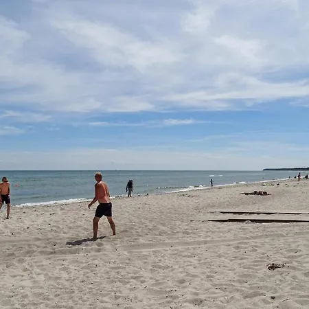 Four Bedroom Holiday In Сasa de vacaciones *