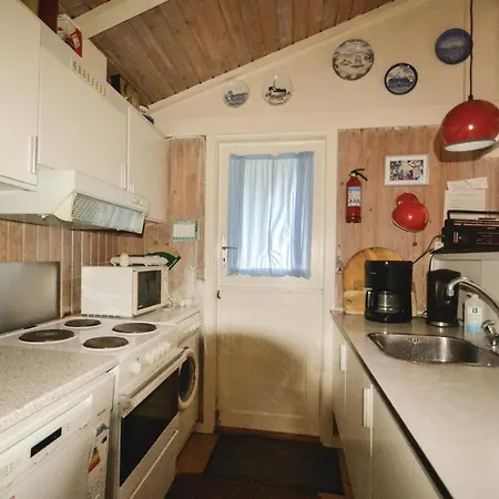Four Bedroom Holiday In *