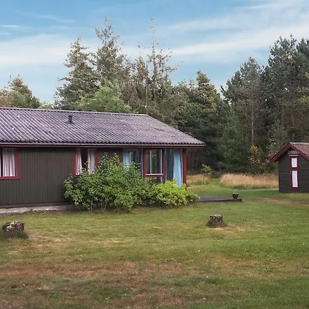Сasa de vacaciones Four Bedroom Holiday In Grenå